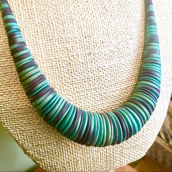 Jewelry - Turquoise nut bead Boho Necklace